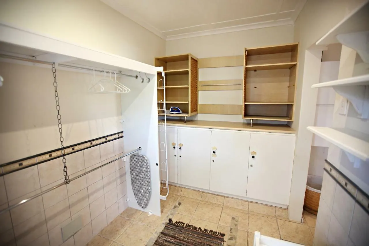 Splendour Stay Self Catering Port Elizabeth